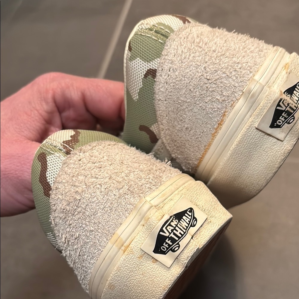 Vans Camouflage Sneakers 7.5 - Picture 5 of 8